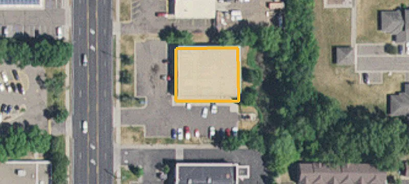 2200 White Bear N Ave