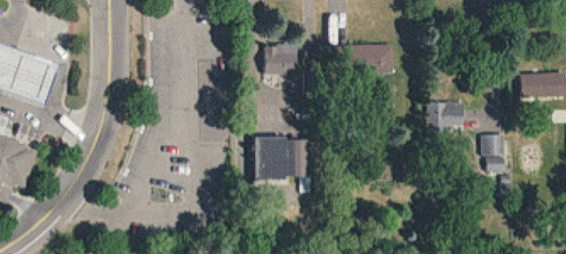 1840 County Rd F E F