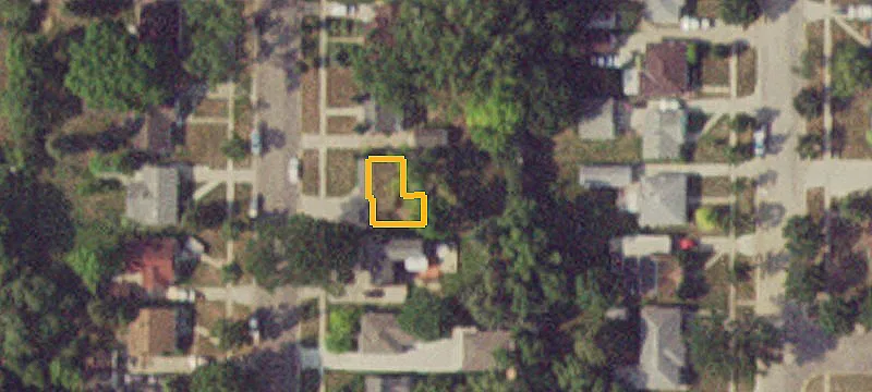 1020 12th S St