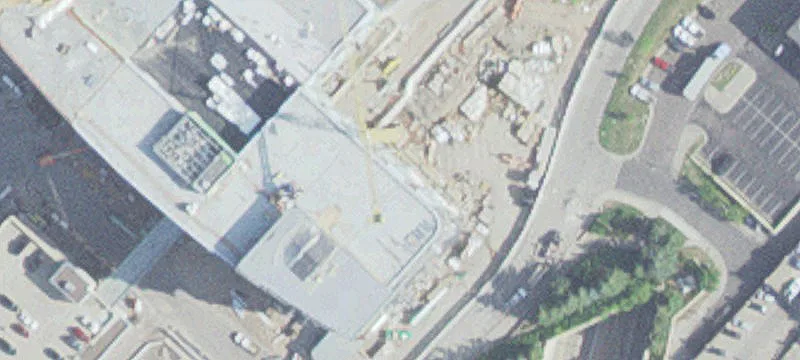 407 Superior St