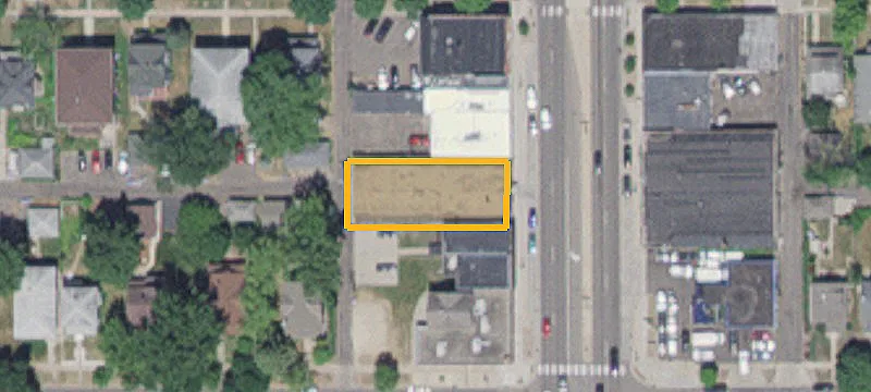 675 Snelling N Ave