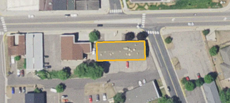 12606 Fremont Ave