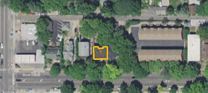 2033 Grand Ave