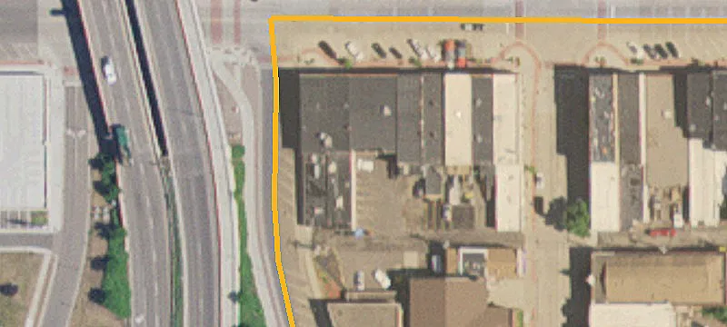 110 2nd E St