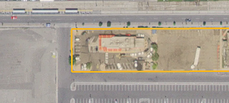 1570 University W Ave