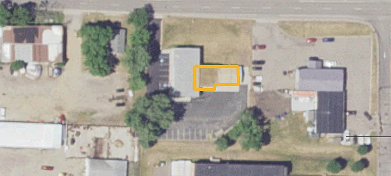 725 Main St