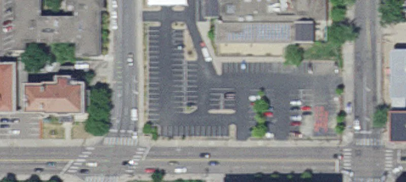 1929 Lasalle Ave