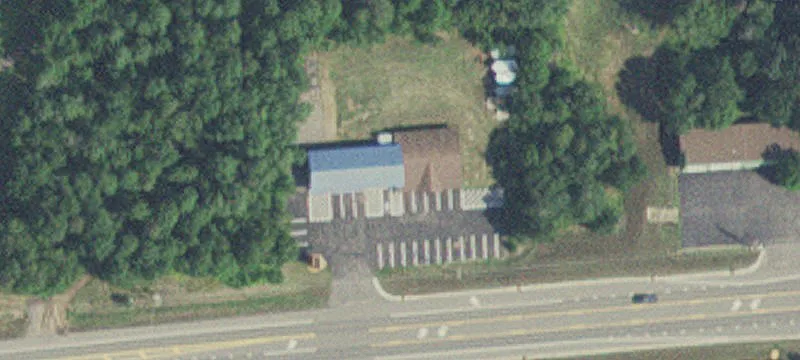 4758 County Rd 77