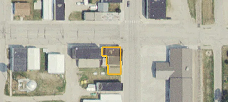 11 1st SW St