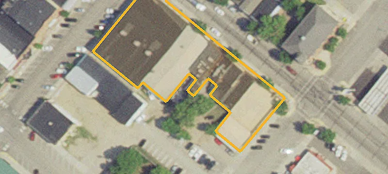124 Main St