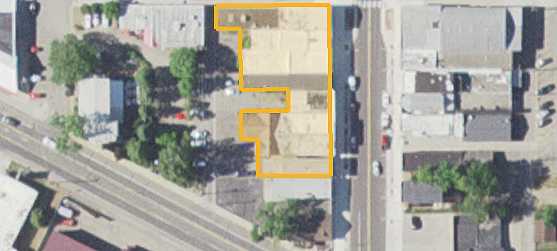 48 Oak S Ave