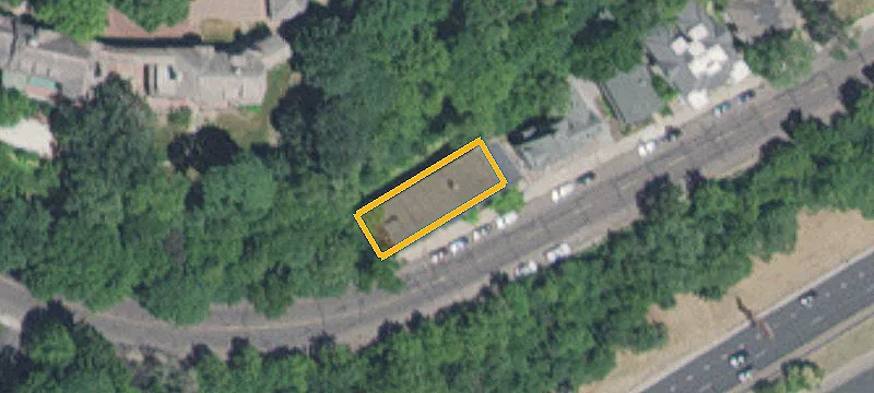 487 Grand Ave