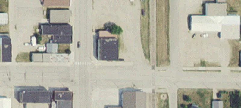 12 Northern Pacific E Ave