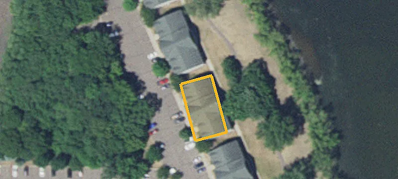 11140 Zealand Ave