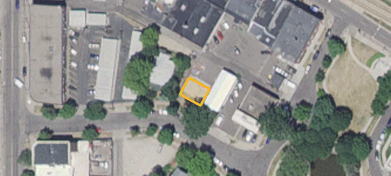 15 Oakley Ave