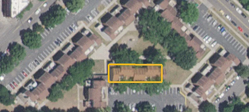 324 7th W St