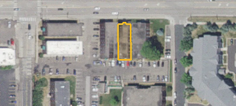 2392 Larpenteur W Ave