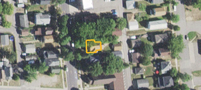 212 Adams Ave