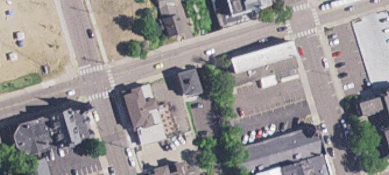 109 Myrtle E St