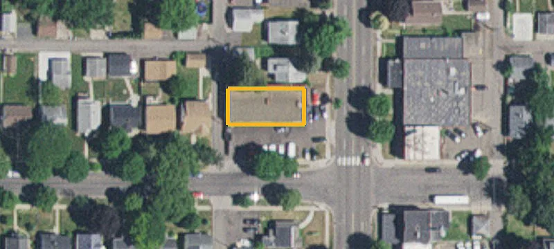 1415 White Bear N Ave
