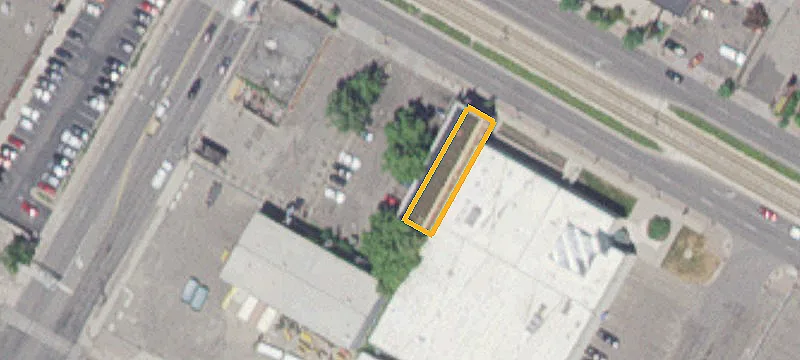 2144 University W Ave