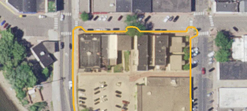 12 Division E St