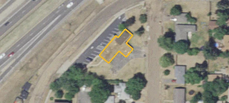 5840 Lilac N Dr