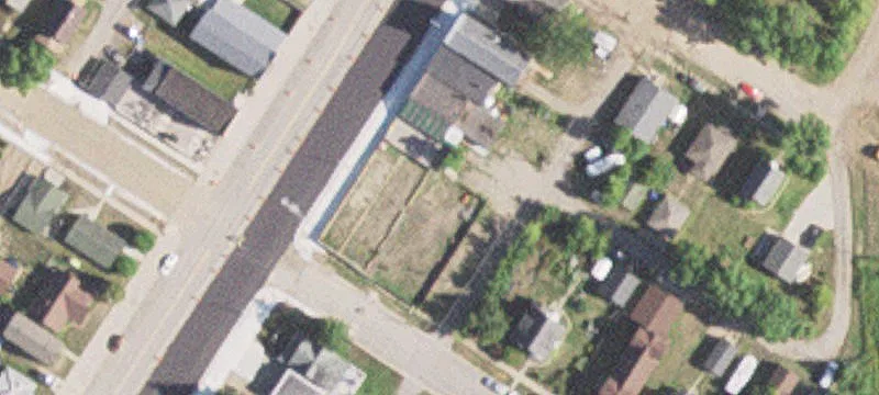 209 Broadway Ave