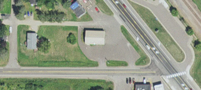 206 Hwy 2nd W