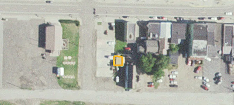 206 Chestnut Ave
