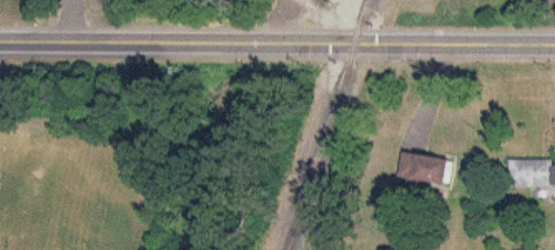 County Rd B E B