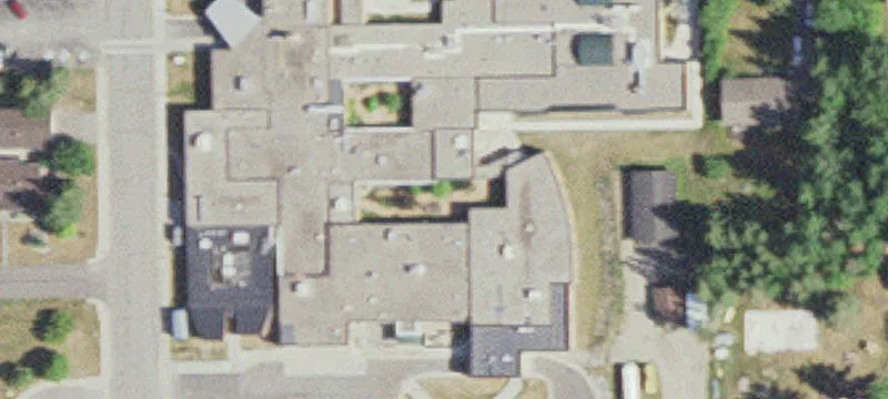 10 5th SE St