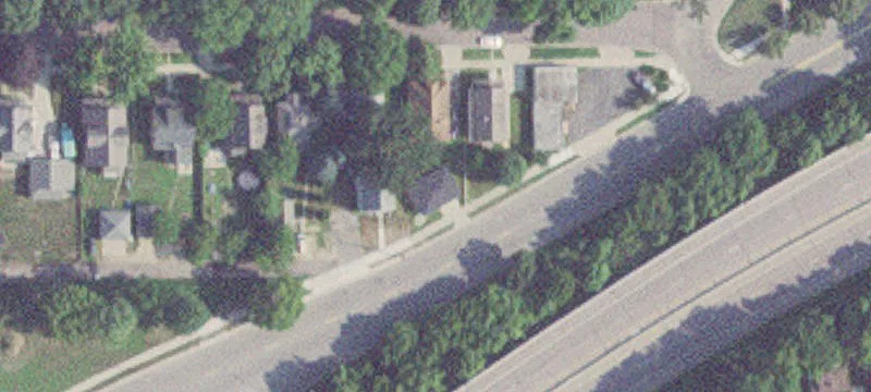 1912 Riverfront Dr