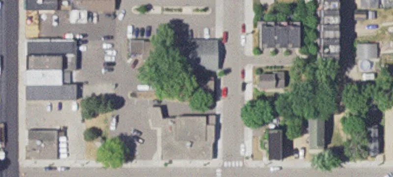 125 2nd N St
