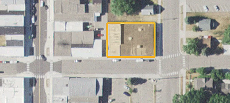 30 Chestnut E St