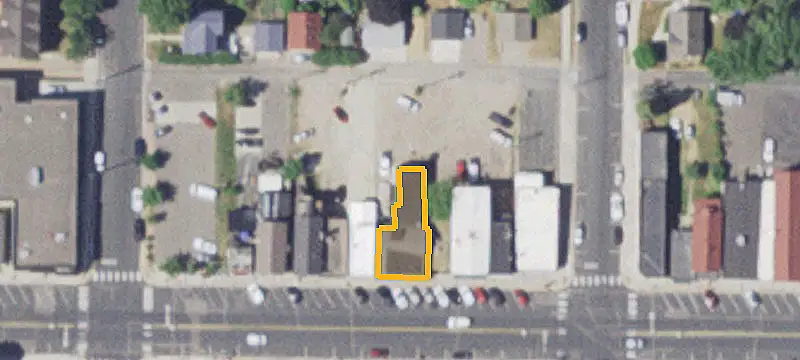 124 Main St