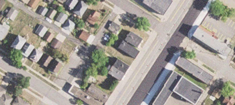 14 Broadway Ave