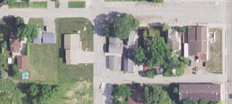 100 2nd SW St