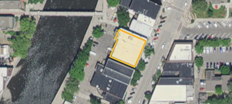 306 Division S St