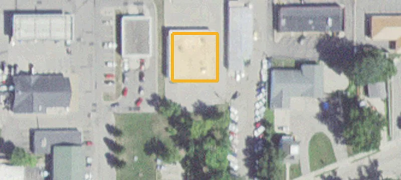 1233 Hwy 60th W