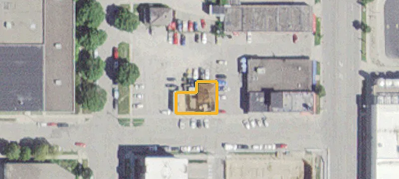 11 5th NW St
