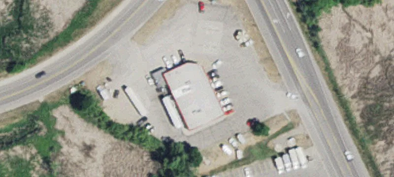 1700 Nokomis NE