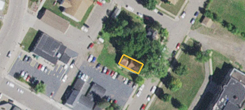 517 Commercial N Ave