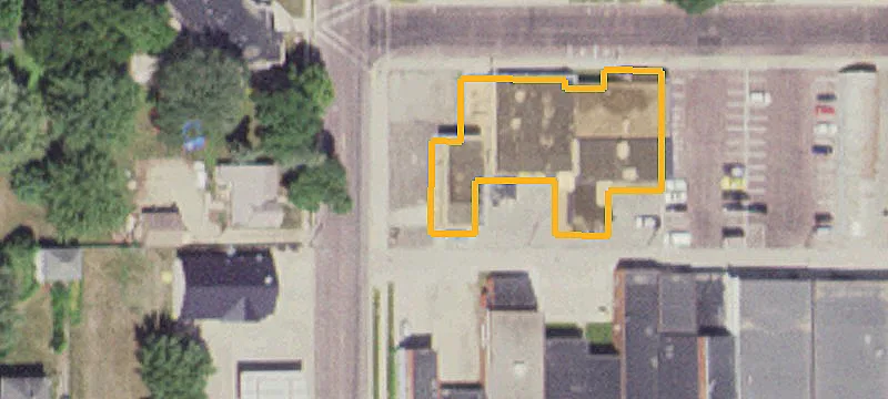 18 Benzel NW Ave