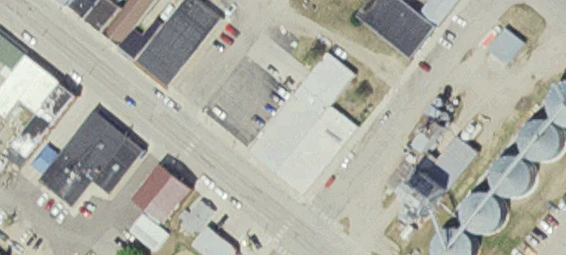 525 Douglas Ave