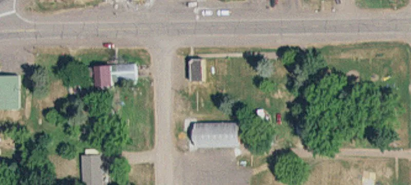 200 2nd S Ave