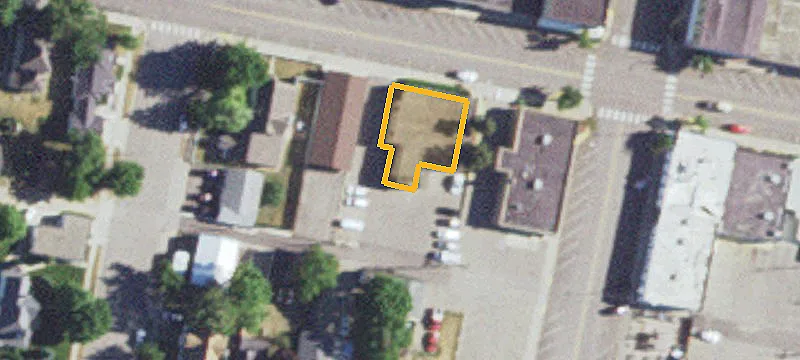 211 James St