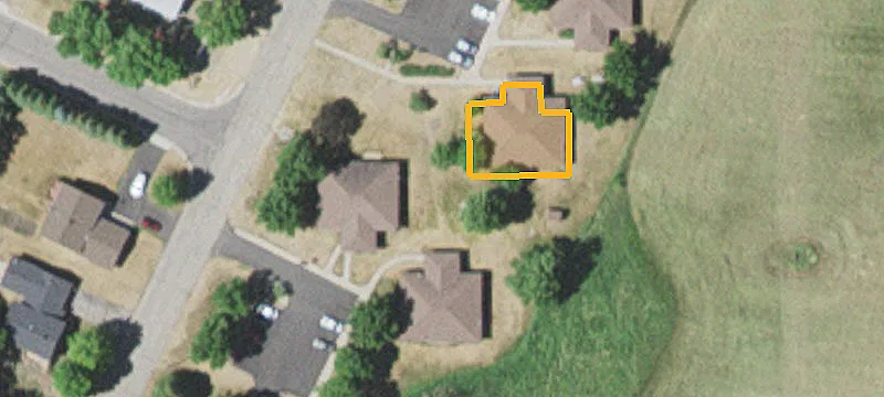 135 Dolphin SE Ave