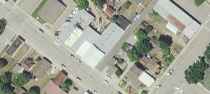 409 Douglas Ave