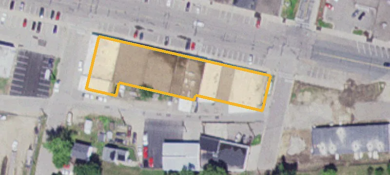 1411 Old W Main St